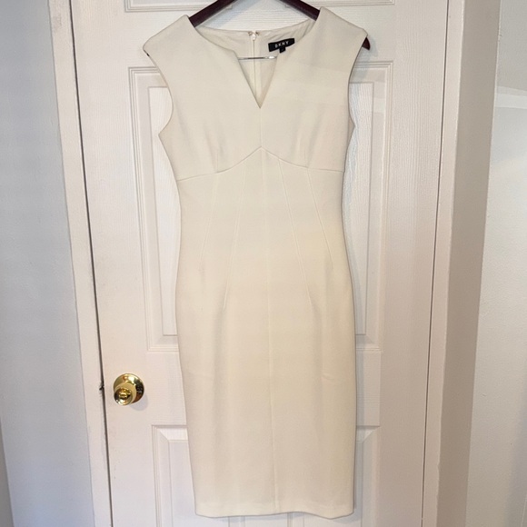BCBGMaxAzria Dresses & Skirts - BCBGMaxAzria Ivory Sleeveless Midi Dress